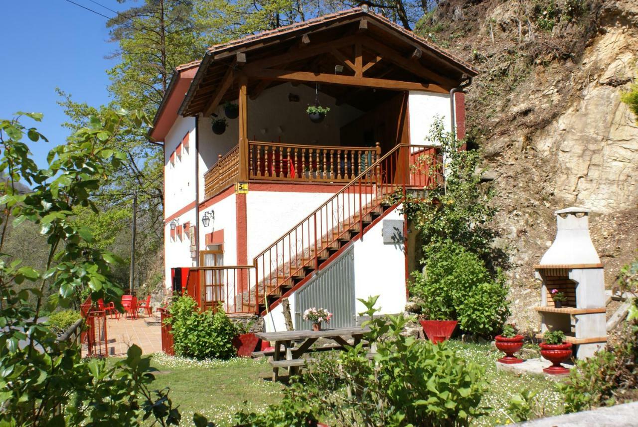 Casa Rural Priena Covadonga Exterior foto